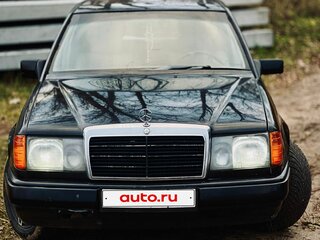 1989 Mercedes-Benz W124 230 5-speed, чёрный, 300000 рублей, вид 1