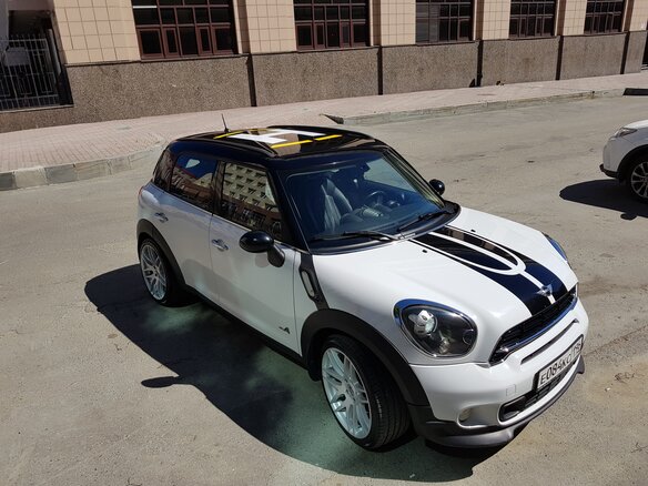 2010 Mini Countryman Cooper S I, белый - вид 6