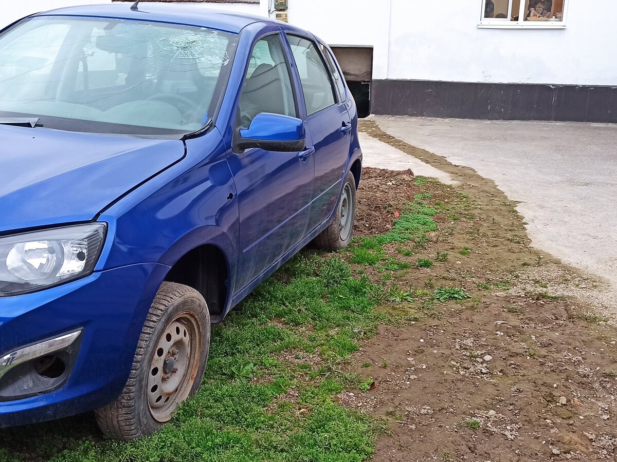 Купить б/у Lada (ВАЗ) Kalina II 1.6 MT (98 л.с.) бензин механика в ...