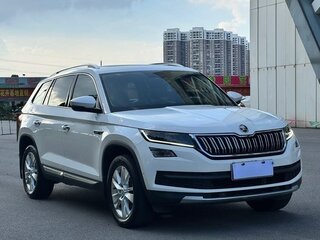 2022 Skoda Kodiaq I, белый, 2680000 рублей, вид 1