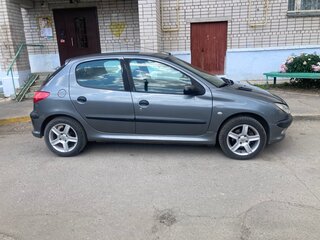 2005 Peugeot 206, серый, 200000 рублей, вид 1