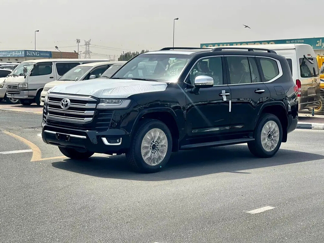Toyota Land Cruiser 300 Series