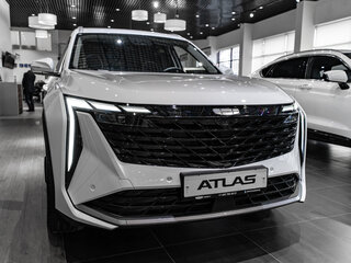 2026 Geely Atlas II, белый, 3970990 рублей, вид 4