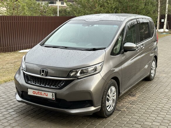 Купить б/у Honda Freed II Рестайлинг Freed+ 1.5 CVT (129 л.с.) бензин ...