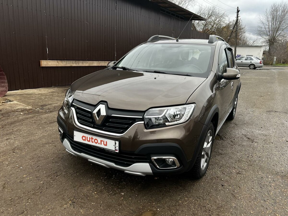 Купить б/у Renault Sandero II Рестайлинг Stepway 1.6 AT (102 л.с ...
