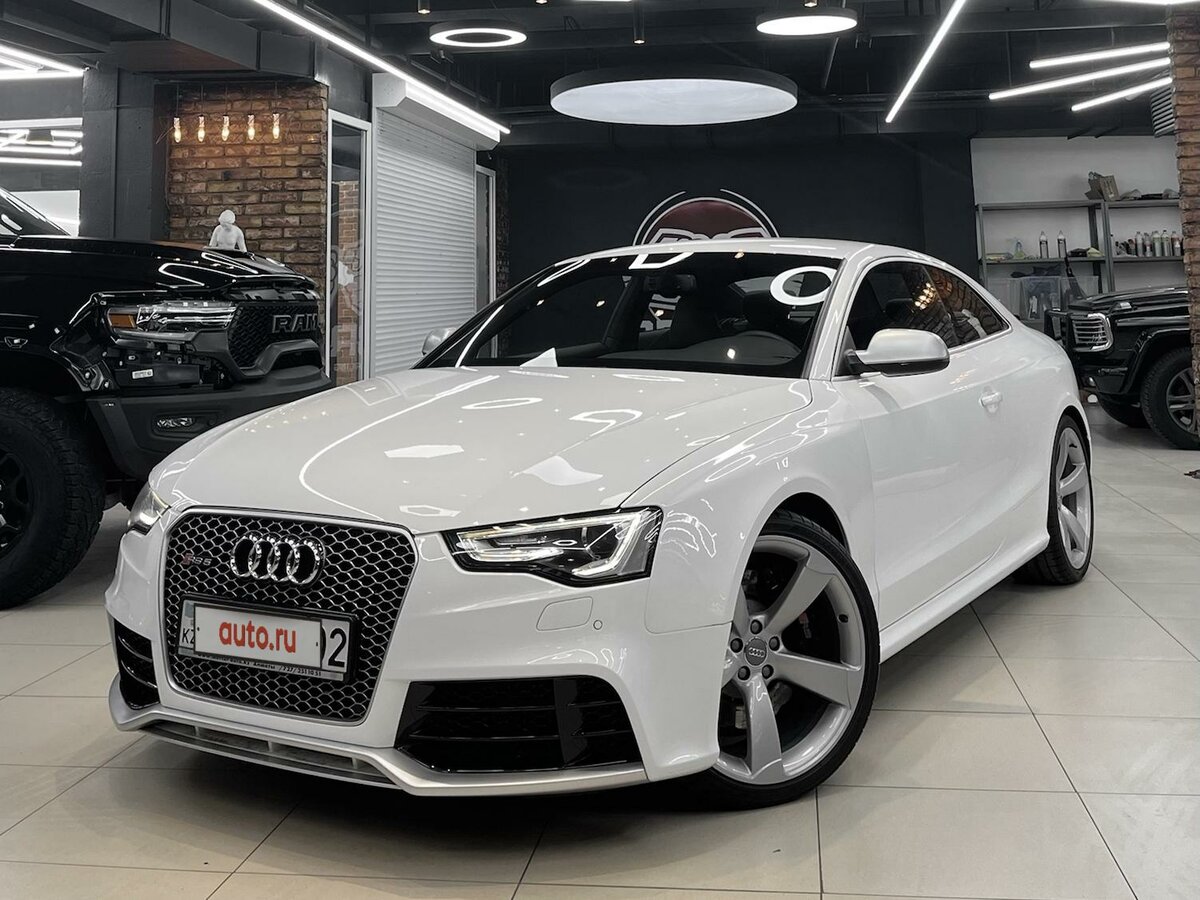 Купить б/у Audi RS 5 I (8T) Рестайлинг 4.2 AMT (450 л.с.) 4WD бензин ...