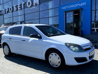 2004 Opel Astra H, белый, 350000 рублей, вид 1