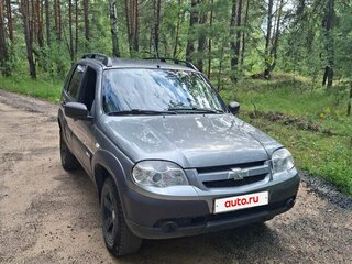 2016 Chevrolet Niva I Рестайлинг, серый, 699000 рублей, вид 1