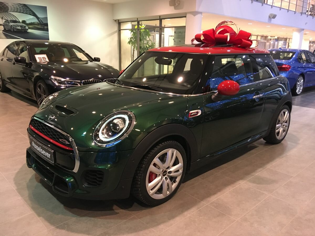 Mini Cooper Р·РµР»РµРЅС‹Р№ 2022
