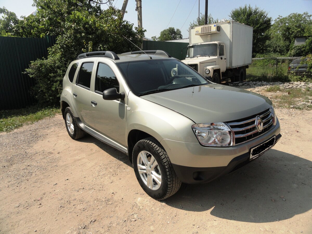 Как выглядит новый рено дастер бежевый цвет Купить б/у Renault Duster I 2.0 AT (135 л.с.) бензин автомат в Саратове: бежевый