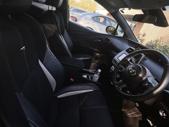 2017 Toyota Prius PHV ZVW52 IV (XW50), чёрный, 2250000 рублей - вид 12