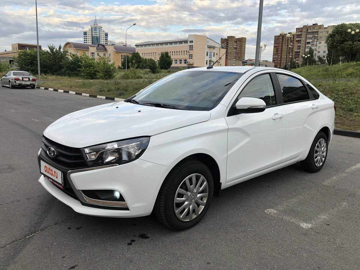 Р’РђР— Vesta Р±РµР»С‹Р№