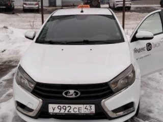 2021 Lada (ВАЗ) Vesta I, белый, 650000 рублей, вид 1