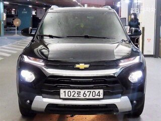 2021 Chevrolet TrailBlazer III, чёрный, 1635010 рублей, вид 2