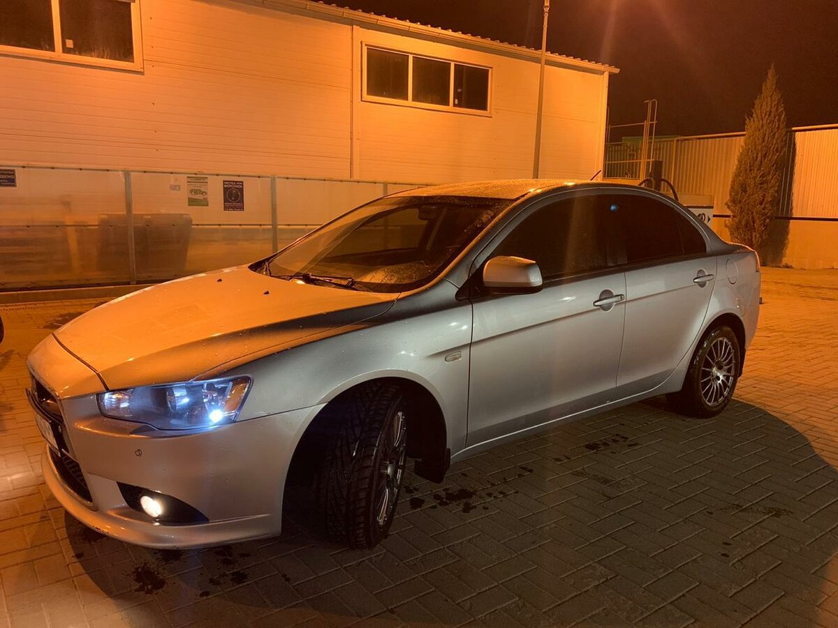 Купить б/у Mitsubishi Lancer X Рестайлинг 1.6 MT (117 л.с.) бензин