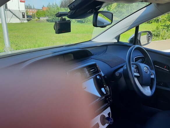 2016 Toyota Prius IV (XW50), серый, 1600000 рублей - вид 9