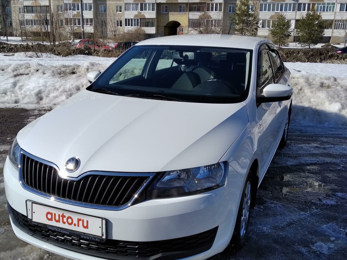 Купить б/у Skoda Rapid I Рестайлинг 1.6 MT (90 л.с.) бензин механика в ...