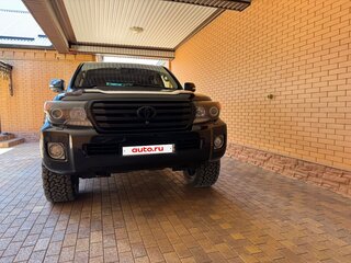 2014 Toyota Land Cruiser 200 Series Рестайлинг 1, чёрный, 4520000 рублей, вид 1