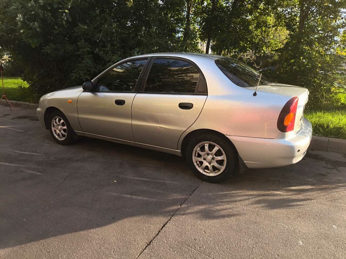 Купить б/у Chevrolet Lanos I 1.5 MT (86 л.с.) бензин механика в Москве ...