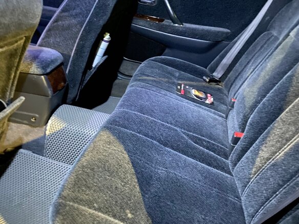 1998 Toyota Crown X (S150), серый, 650000 рублей - вид 11