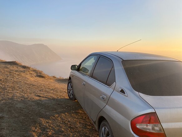 2001 Toyota Prius I Рестайлинг (XW10), серебристый, 390000 рублей