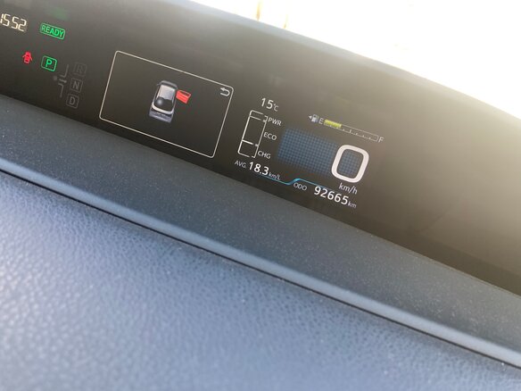 2020 Toyota Prius IV Рестайлинг (XW50), серый, 1950000 рублей - вид 39