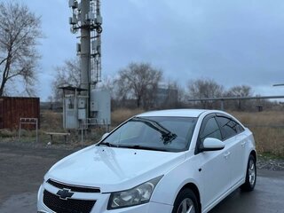 2010 Chevrolet Cruze I, белый, 500000 рублей, вид 1