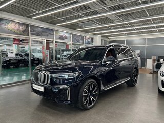 2021 BMW X7 40d I (G07), чёрный, 7900000 рублей, вид 1