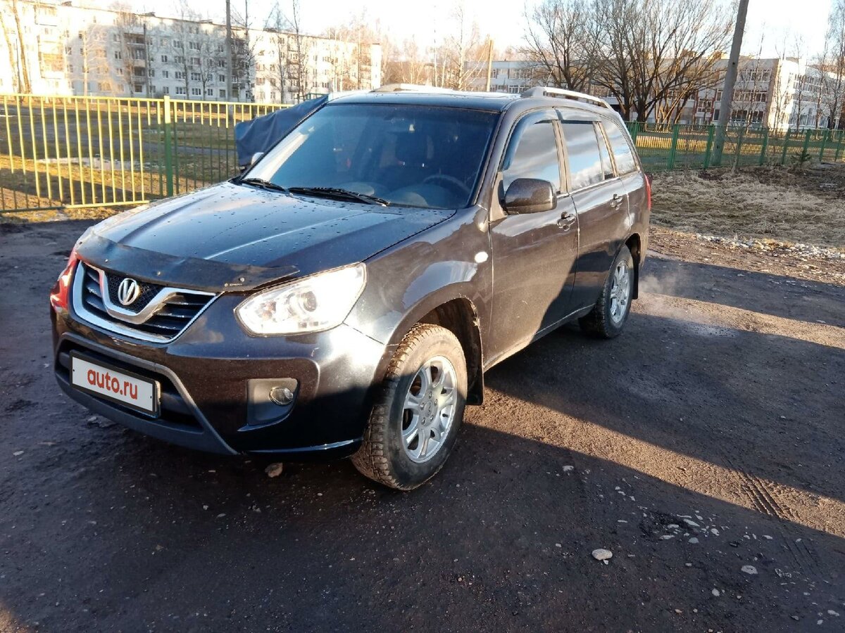 SUV t11 Vortex Tingo 2012