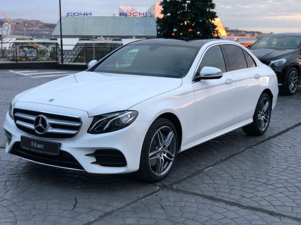 Мерседес Бенц e класс e200