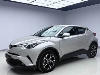 2021 Toyota C-HR I Рестайлинг, серебристый, 2100000 рублей, вид 1