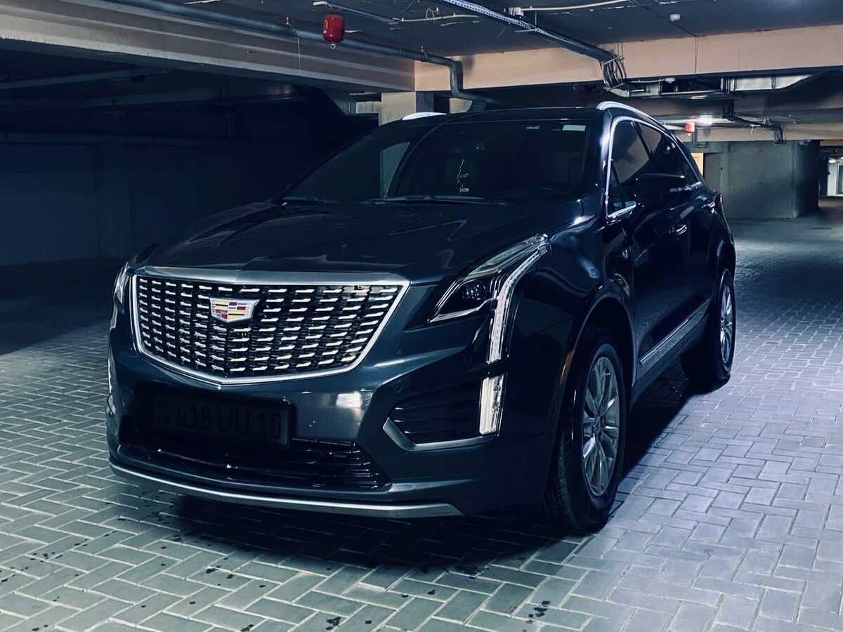 Купить б/у Cadillac XT5 I Рестайлинг 3.7 AT (314 л.с.) 4WD бензин ...