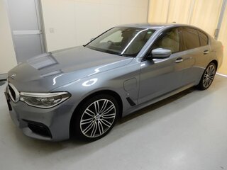 2019 BMW 5 серии 530e xDrive VII (G30/G31), серый, 2743000 рублей, вид 1