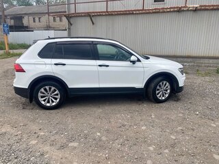 2020 Volkswagen Tiguan Allspace II, белый, 2450000 рублей, вид 1