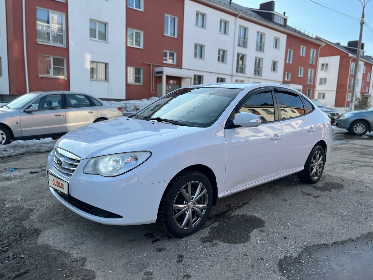 Купить б/у Hyundai Elantra IV (HD) 1.6 MT (122 л.с.) бензин механика в ...