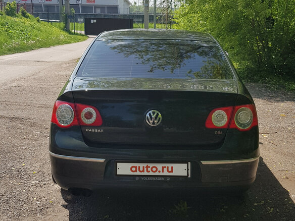 2008 Volkswagen Passat B6, зелёный - вид 1