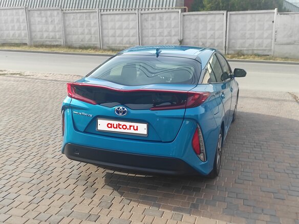 2018 Toyota Prius PHV ZVW52 Prime IV (XW50), синий, 2250000 рублей - вид 4