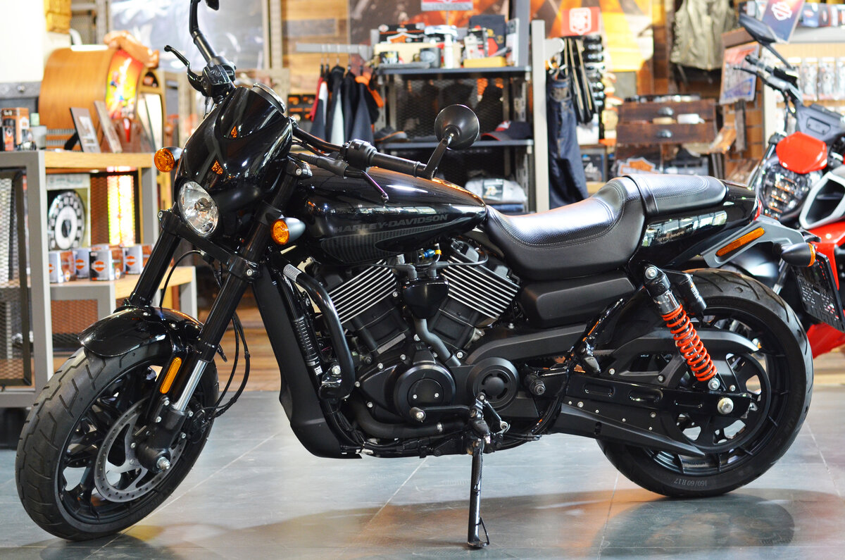 Harley-Davidson Street Rod