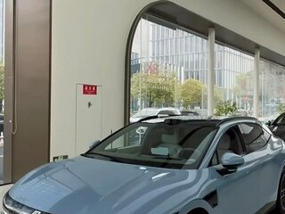 2026 Zeekr 007 103 kWh, голубой, 7400000 рублей, вид 4