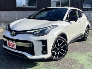 2022 Toyota C-HR I Рестайлинг, белый, 1564000 рублей, вид 1