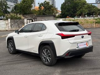 2023 Lexus UX 300e I, белый, 1926000 рублей, вид 4