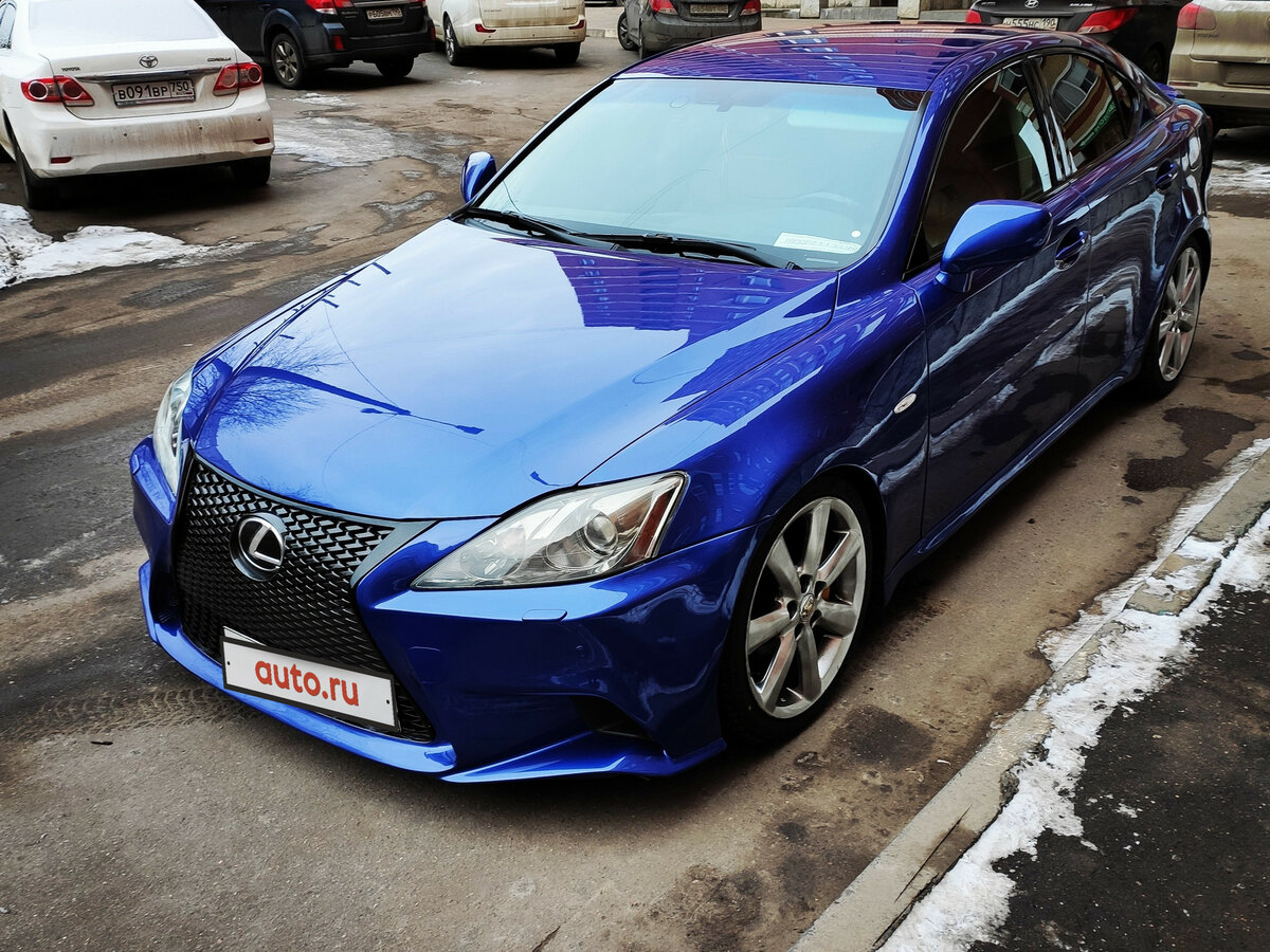 Lexus is 250 бирюзовый