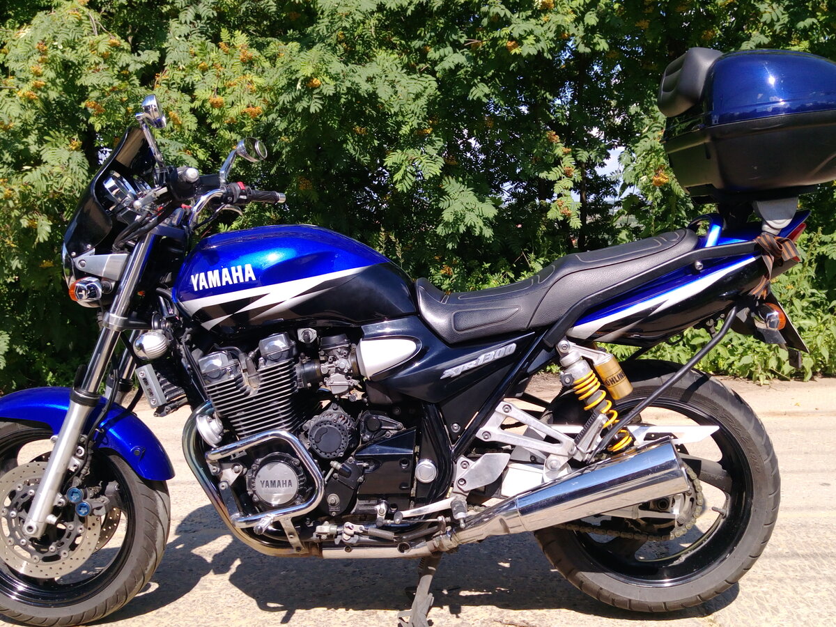 Смотрите: Yamaha XJR1300 2002 года на Авто.ру! 