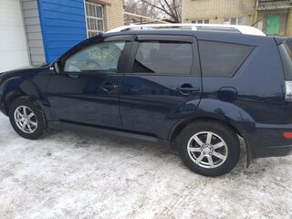 2010 Mitsubishi Outlander II Рестайлинг, синий, 1200000 рублей, вид 2