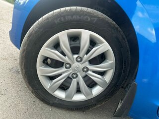 2019 Hyundai Solaris II, синий, 1100000 рублей, вид 5