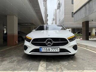 2022 Mercedes-Benz A-Класс 220 d IV (W177) Рестайлинг, белый, 2000000 рублей, вид 1