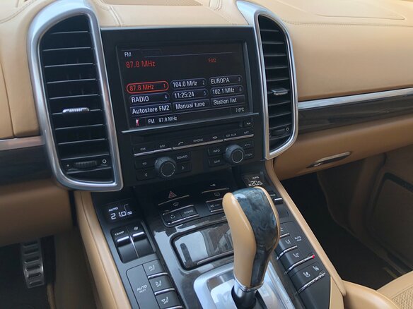 2011 Porsche Cayenne S II (958), фиолетовый - вид 6