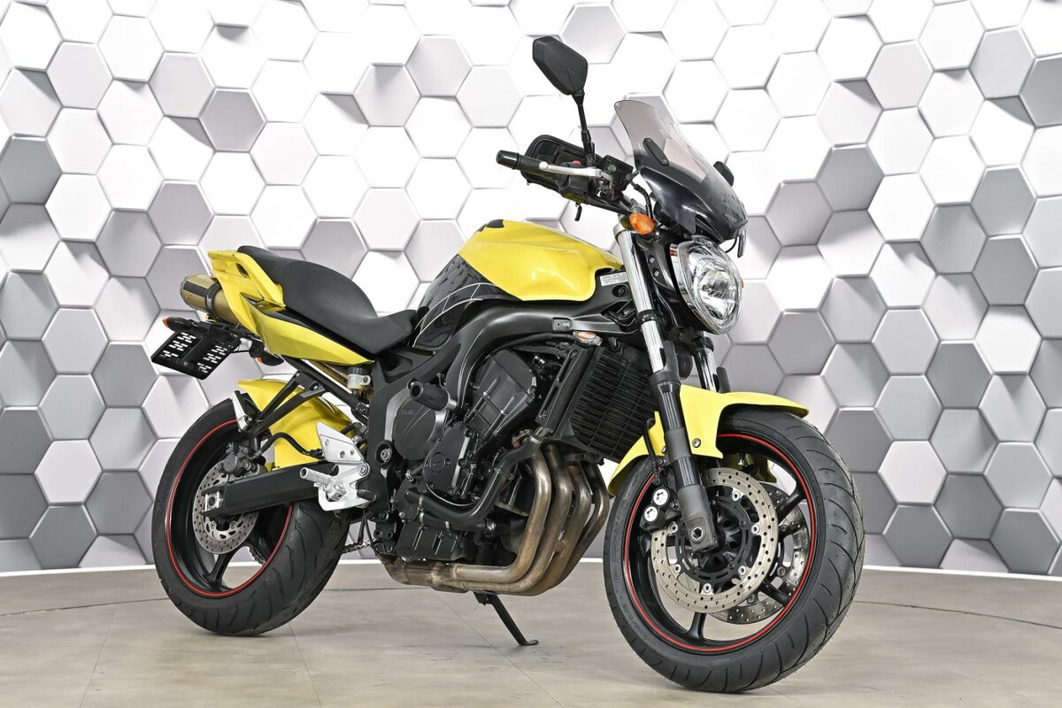 Yamaha FZ6