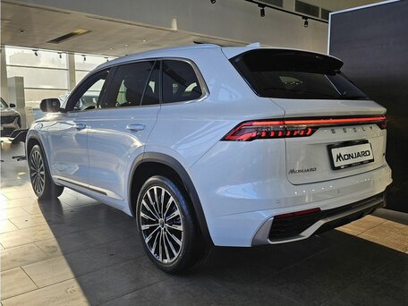 2026 Geely Monjaro I, белый, 4800540 рублей, вид 4