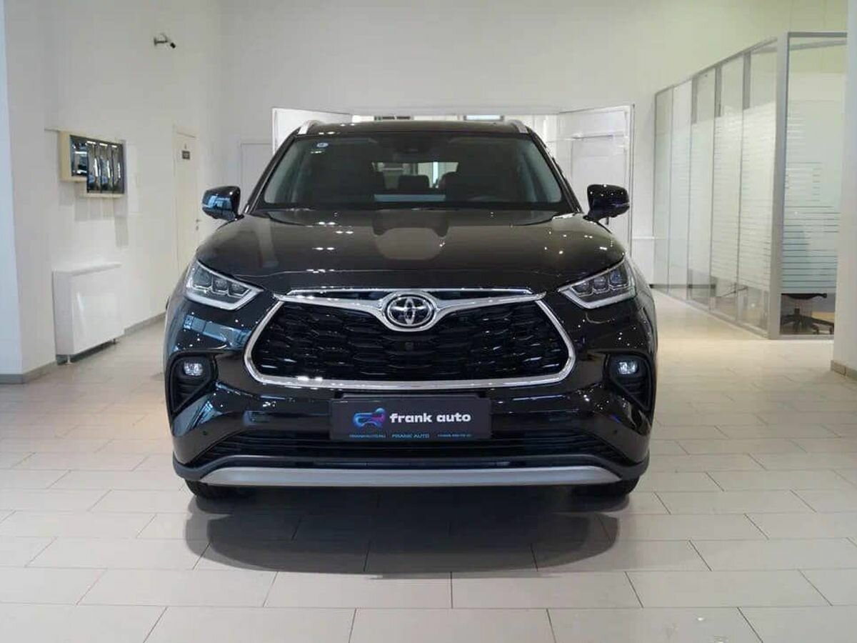 Toyota Highlander IV (XU70)